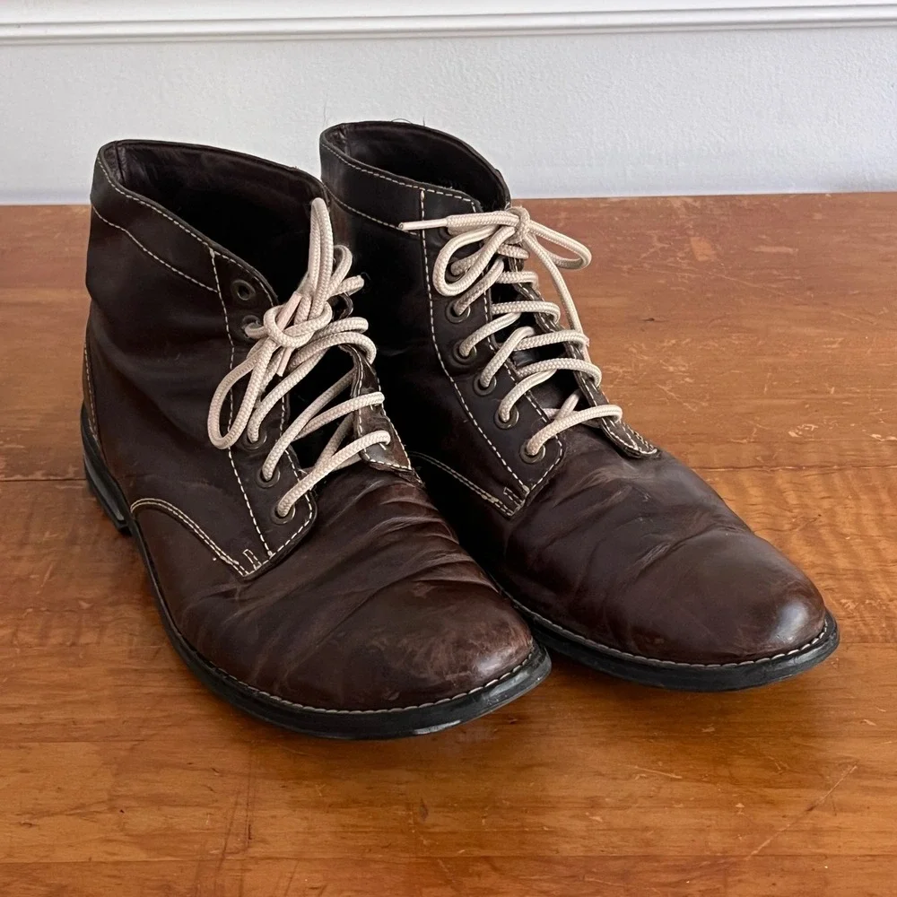 Cole Haan Vtg Distressed Boots Mens 10.5 Leather Lace Up Brown‎ Rugged Preloved